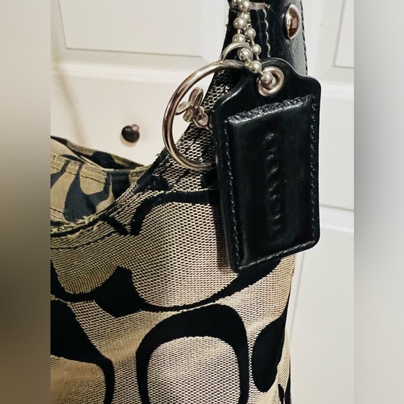 Coach Signature Vintage Black and Tan Leather Trim Crossbody Bag! #M1271-F17491. - Picture 12 of 16